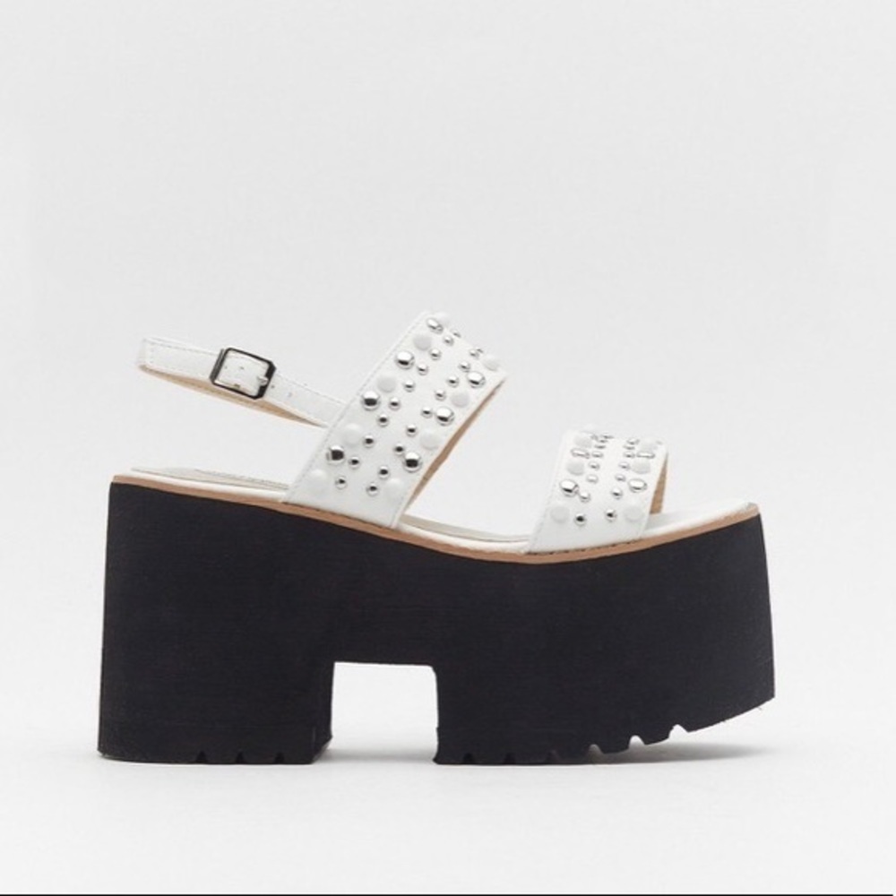 Nasty Gal Studded 2 Part Chunky Sandals Sz 6, NIB - Picture 3 of 4